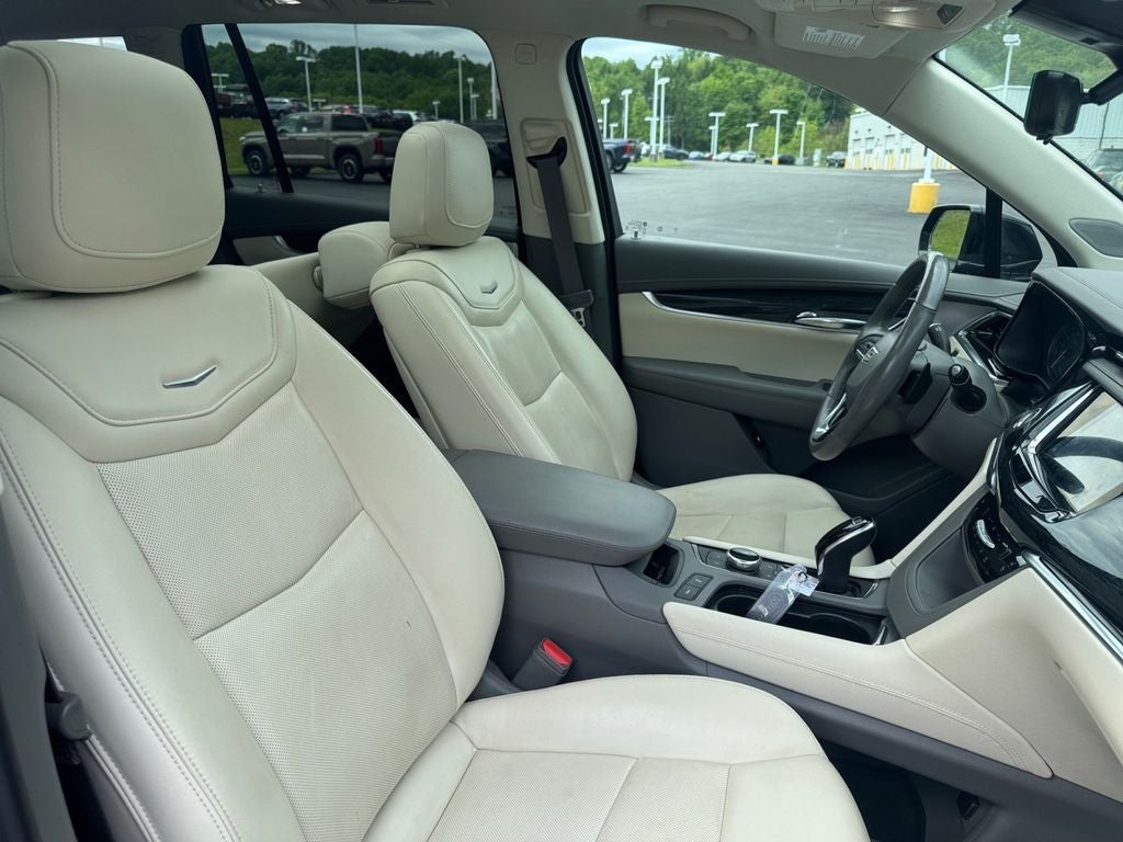 2021 Cadillac XT6 Premium Luxury