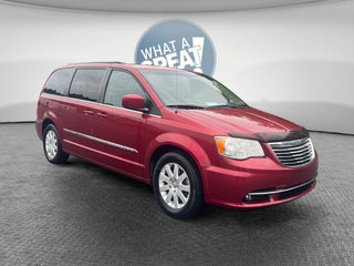 2016 Chrysler Town &amp; Country Touring
