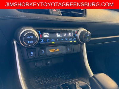 2019 Toyota RAV4 Hybrid XLE