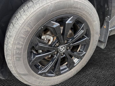 2022 Toyota RAV4 Hybrid SE