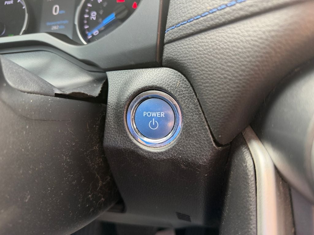 2022 Toyota RAV4 Hybrid SE
