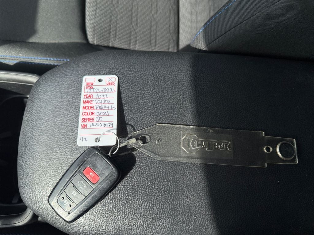 2022 Toyota RAV4 Hybrid SE