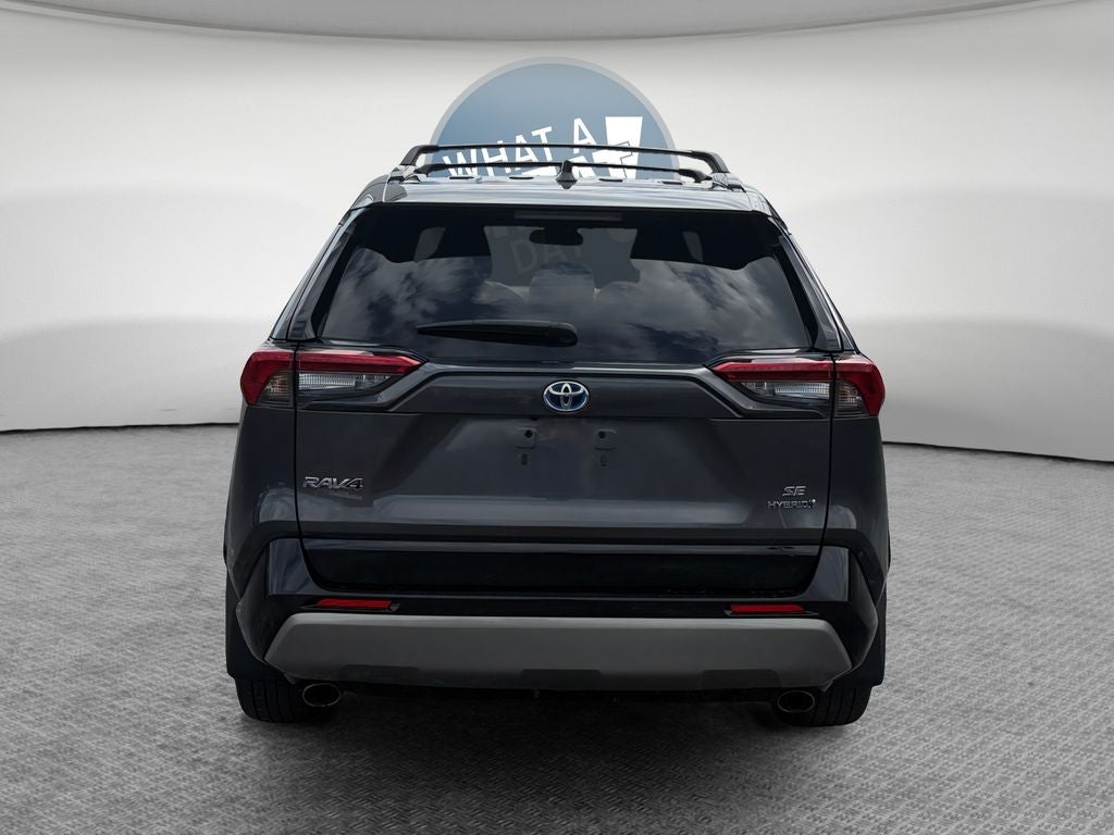 2022 Toyota RAV4 Hybrid SE