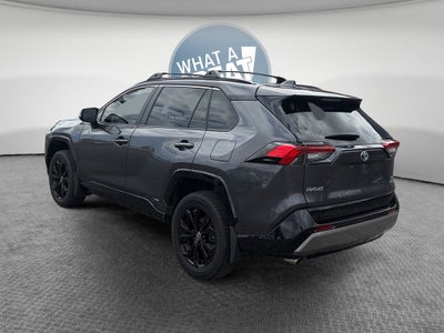 2022 Toyota RAV4 Hybrid SE