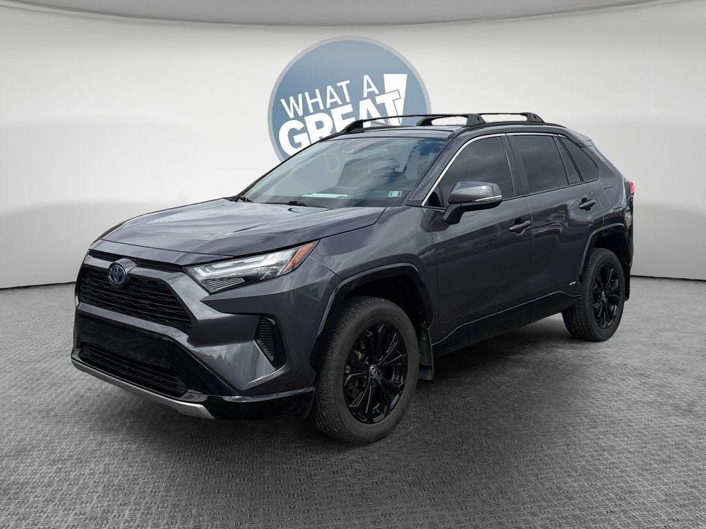 2022 Toyota RAV4 Hybrid SE
