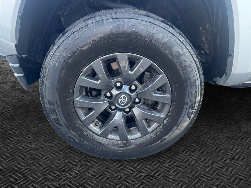 2023 Toyota Tacoma SR5 V6