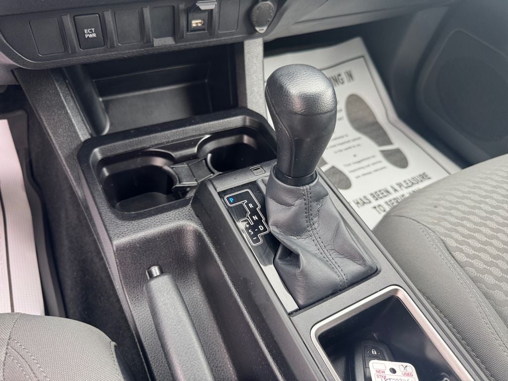 2023 Toyota Tacoma SR V6