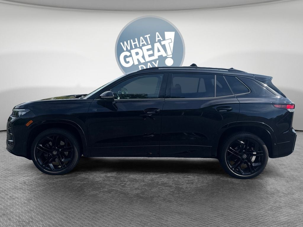 2025 Volkswagen Tiguan 2.0T SE R-Line Black