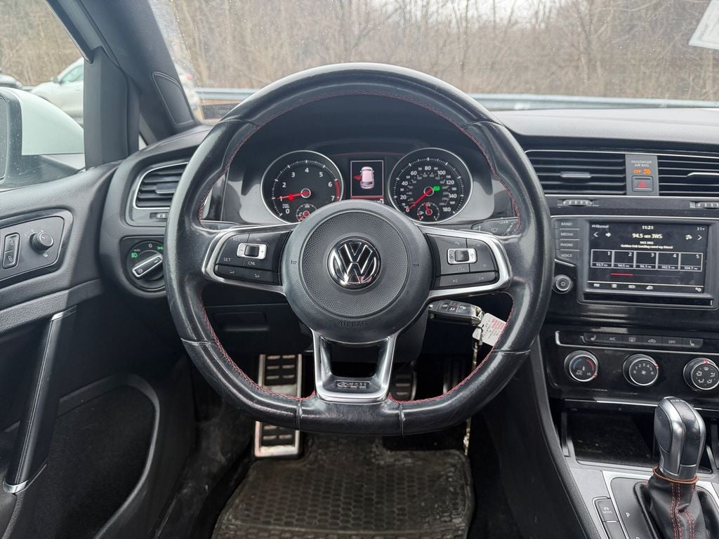 2017 Volkswagen Golf GTI S