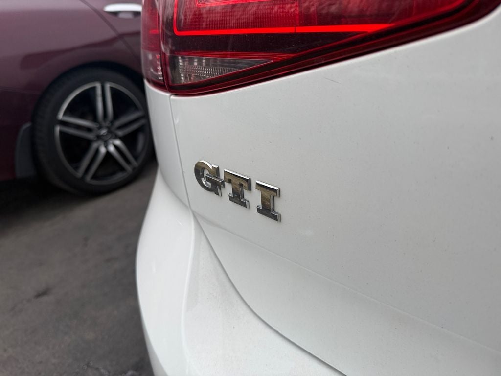2017 Volkswagen Golf GTI S