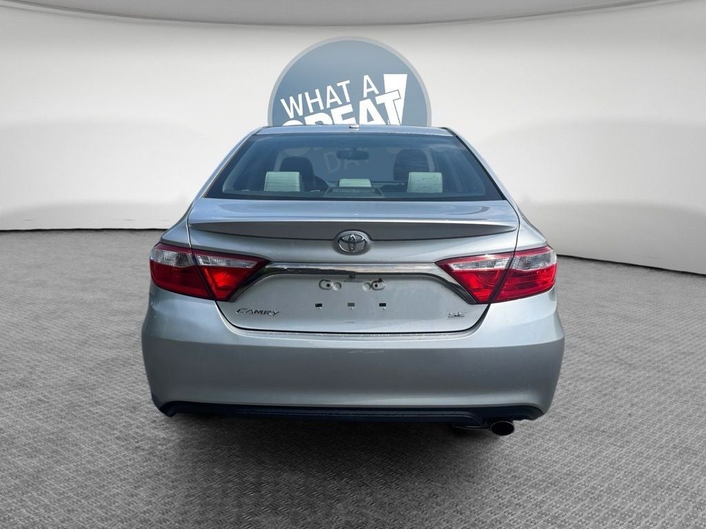 2016 Toyota Camry SE