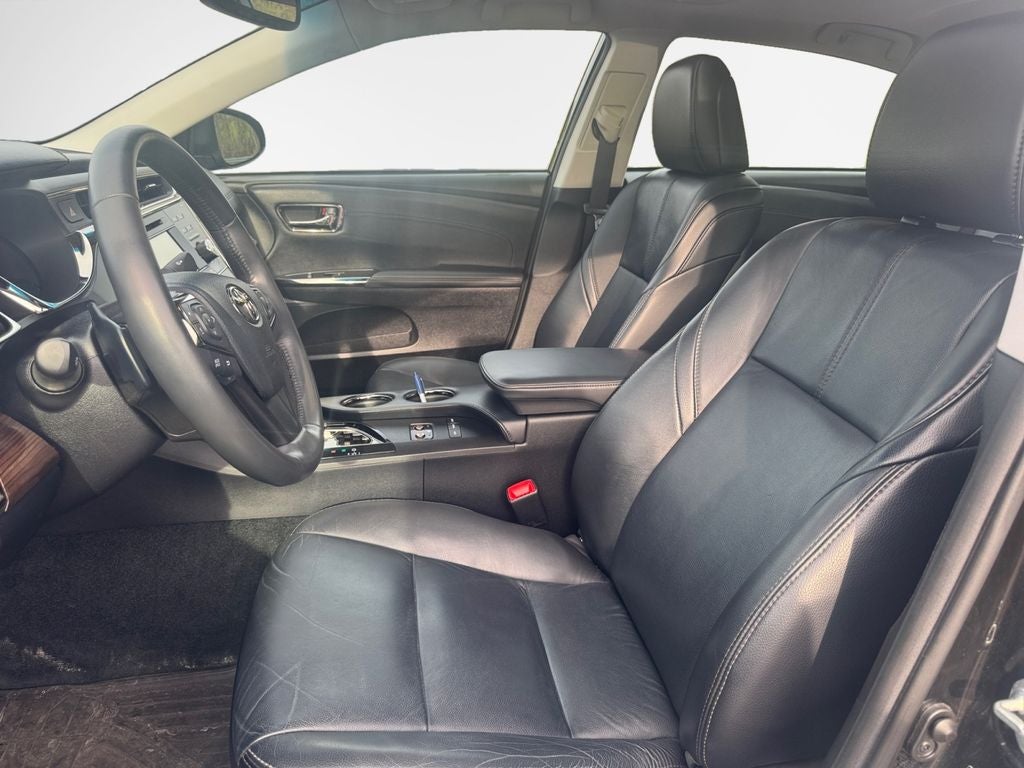 2013 Toyota Avalon XLE