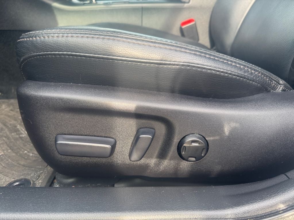 2013 Toyota Avalon XLE