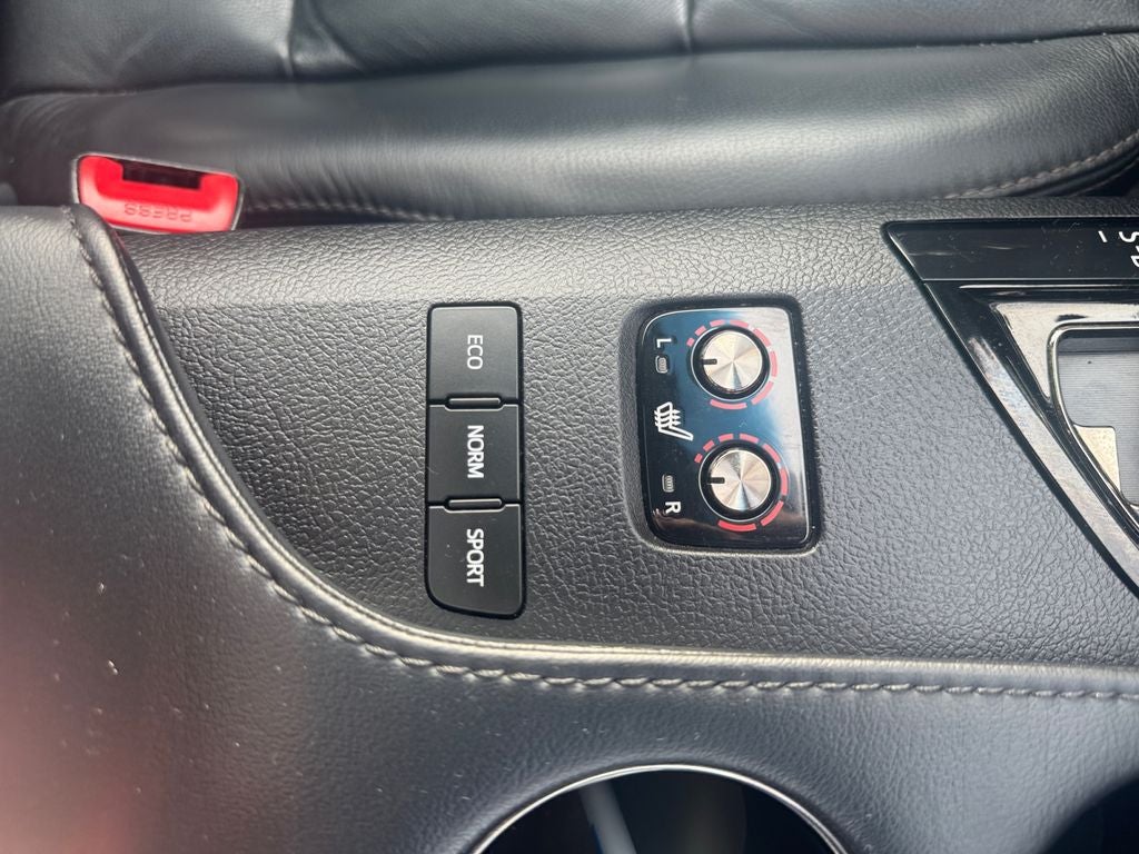 2013 Toyota Avalon XLE