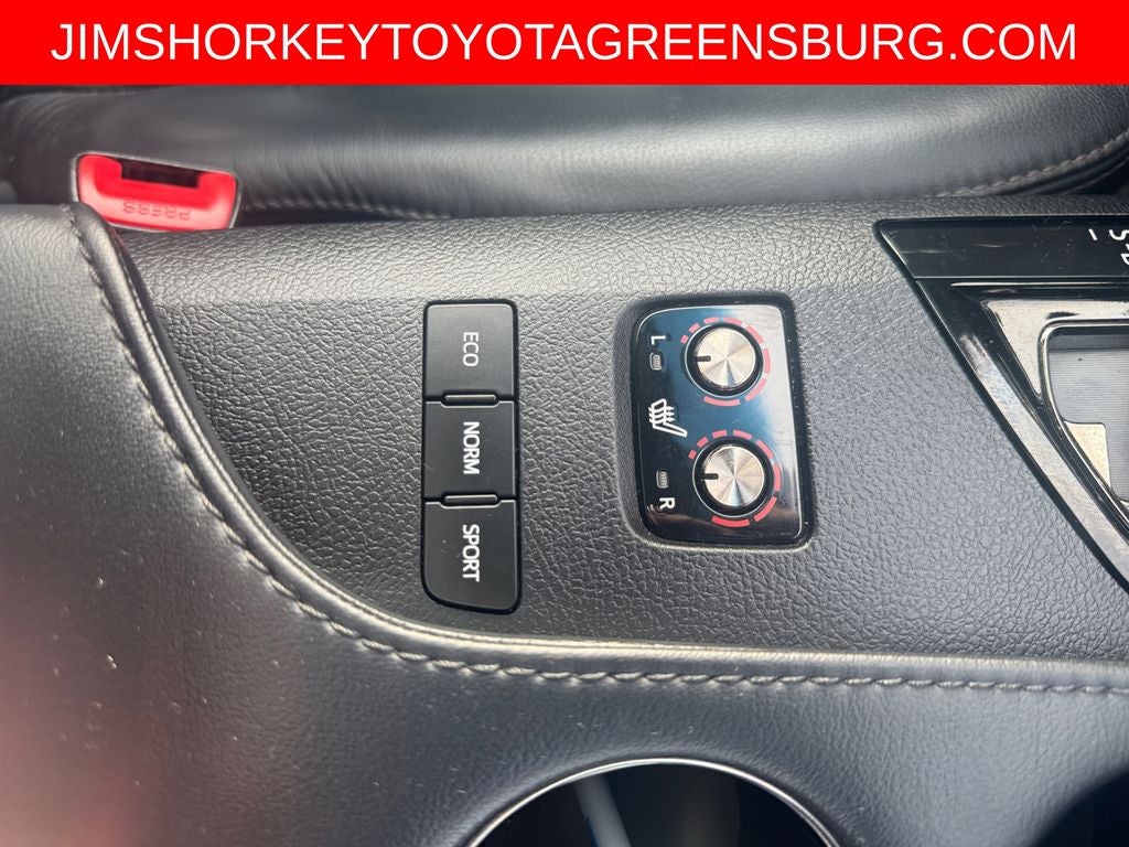 2013 Toyota Avalon XLE