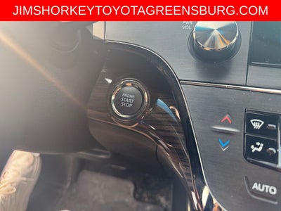 2013 Toyota Avalon XLE