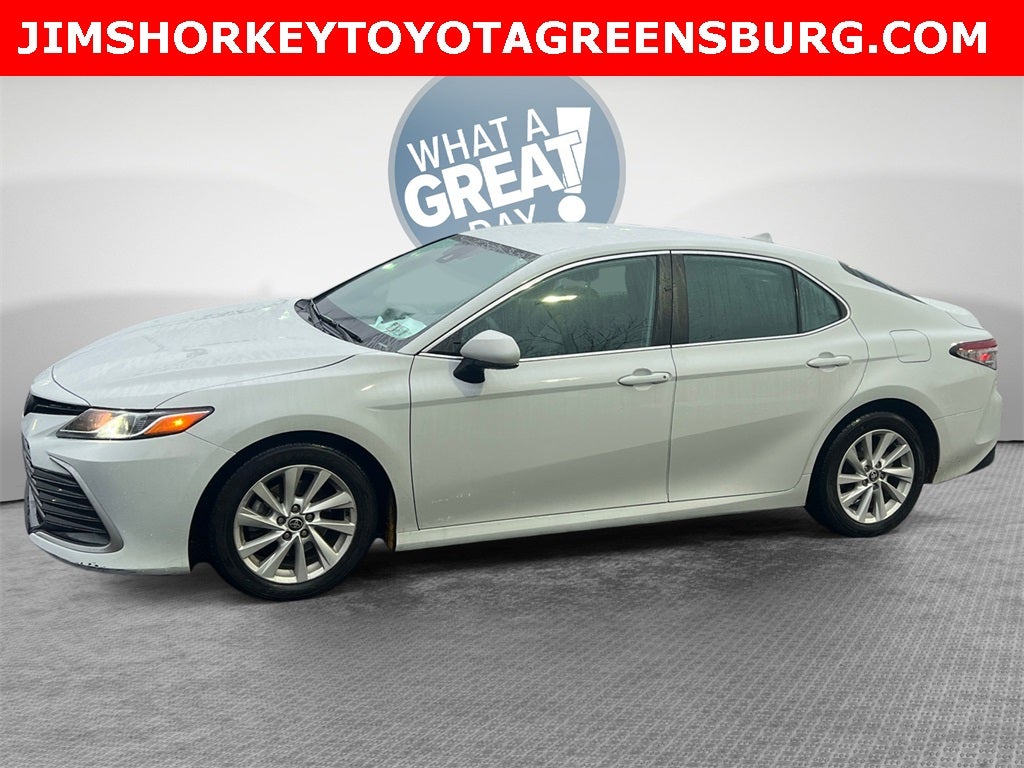 2022 Toyota Camry LE