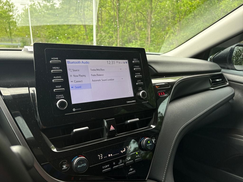 2024 Toyota Camry Hybrid LE