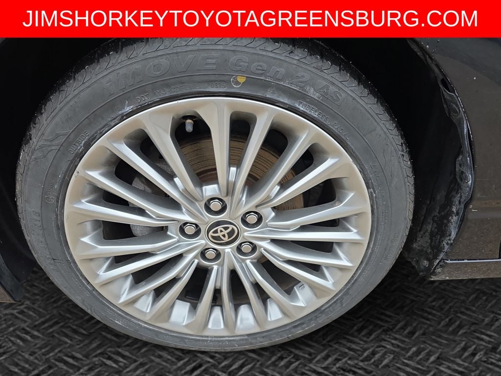 2021 Toyota Avalon Hybrid Limited