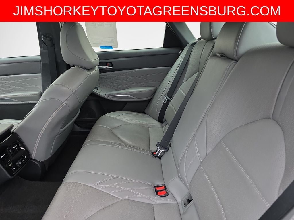 2021 Toyota Avalon Hybrid Limited