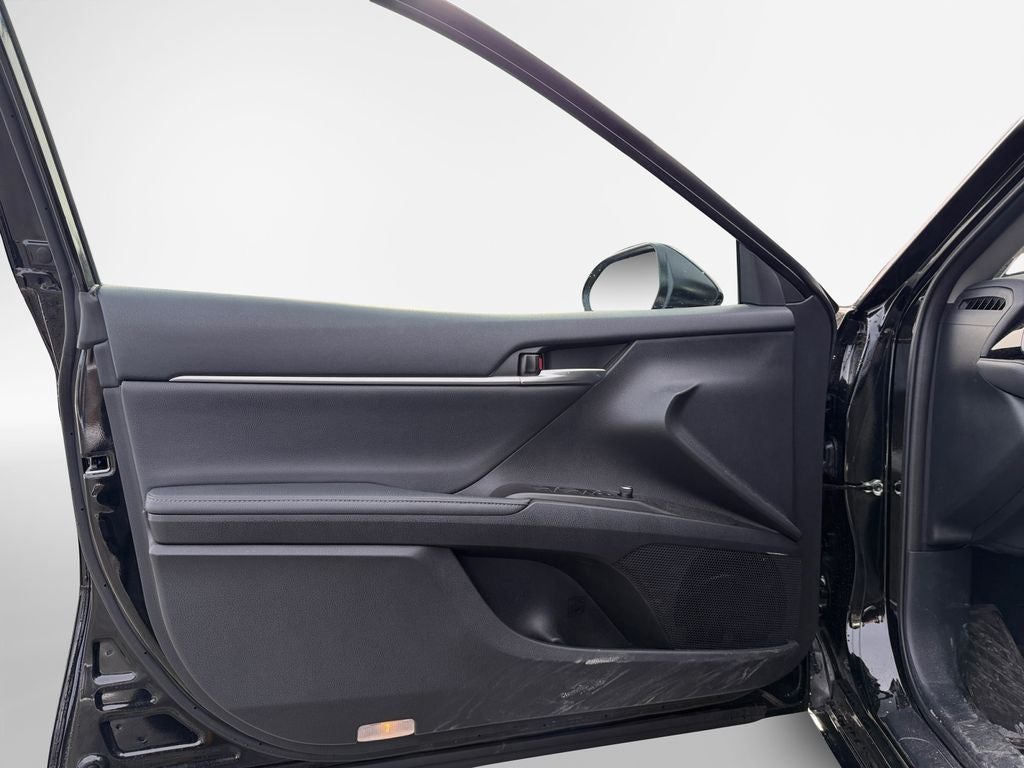 2023 Toyota Camry Hybrid XLE