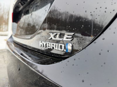 2023 Toyota Camry Hybrid XLE