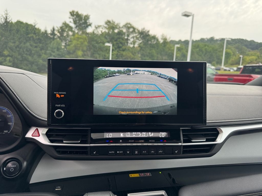 2025 Toyota Sienna XSE 7 Passenger
