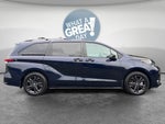 2025 Toyota Sienna XSE 7 Passenger