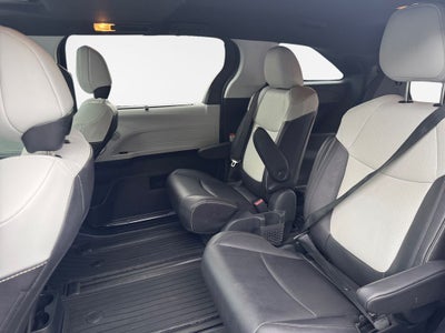 2025 Toyota Sienna XSE 7 Passenger