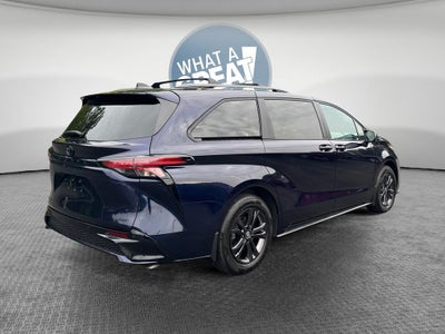 2025 Toyota Sienna XSE 7 Passenger