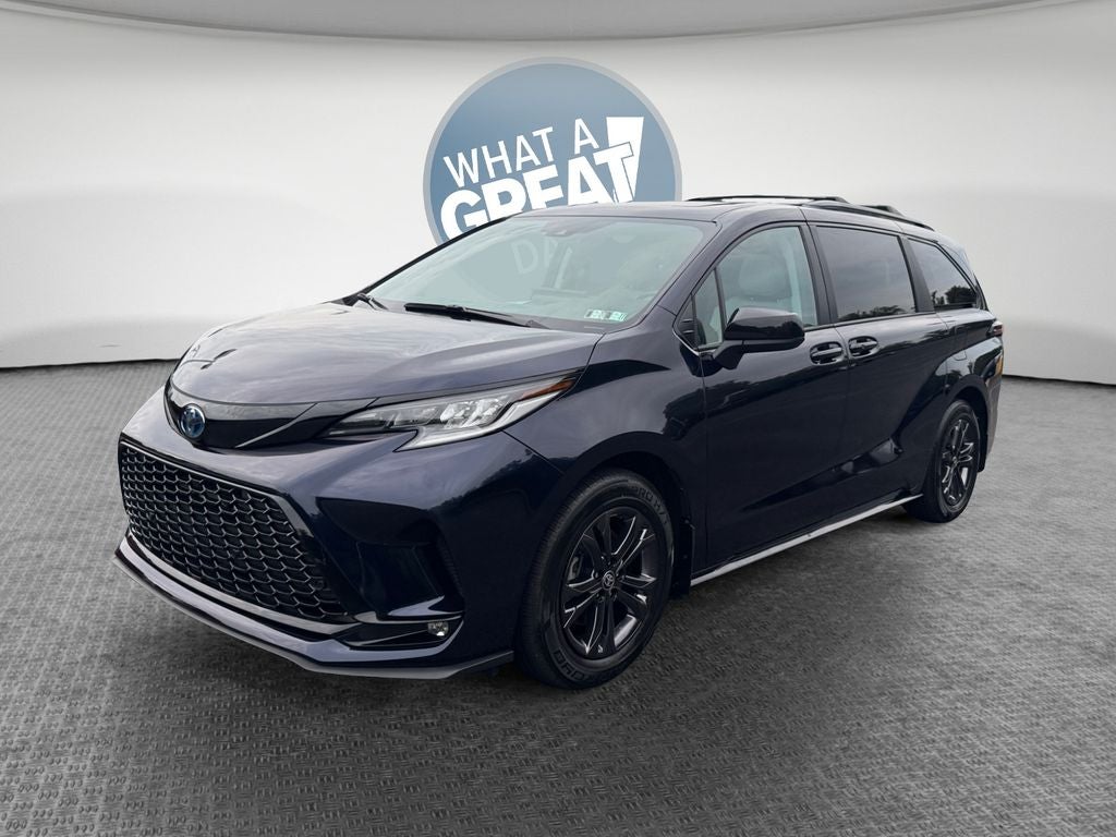 2025 Toyota Sienna XSE 7 Passenger