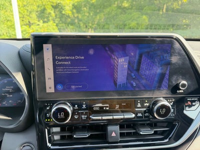 2023 Toyota Highlander Hybrid Platinum