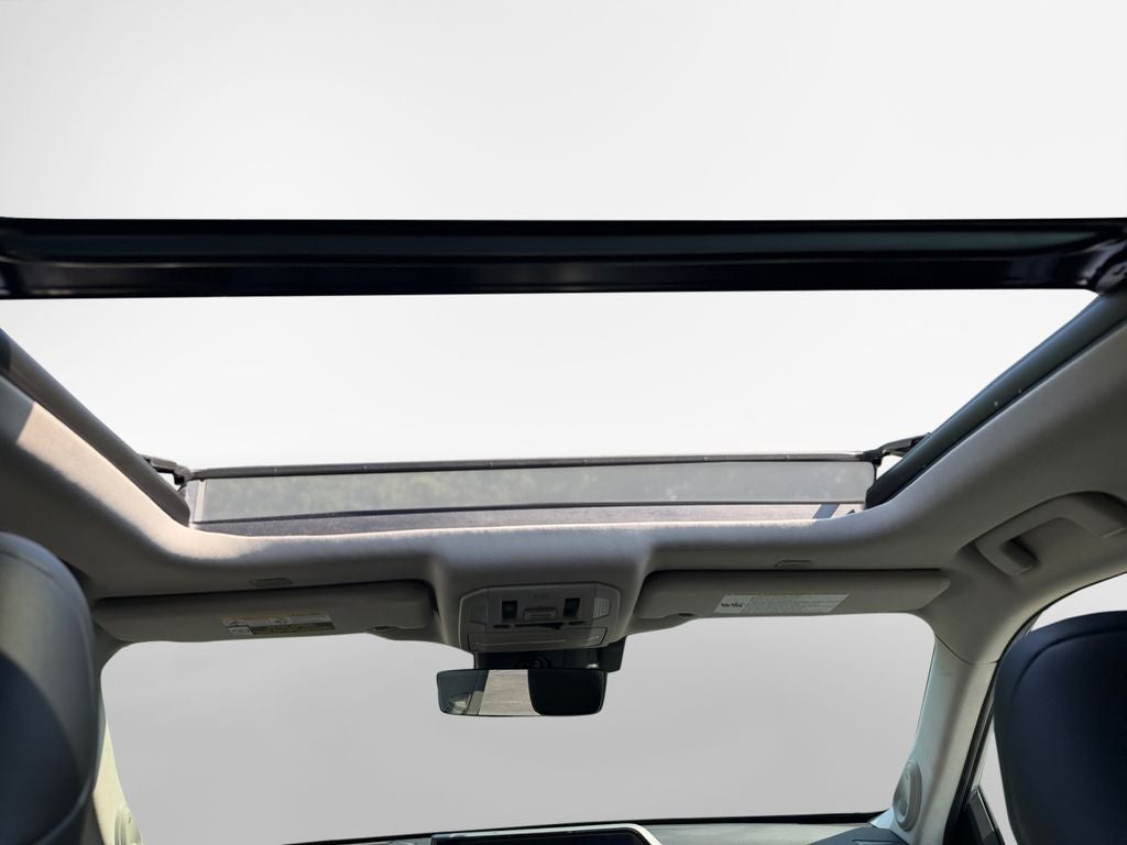 2023 Toyota Highlander Hybrid Platinum