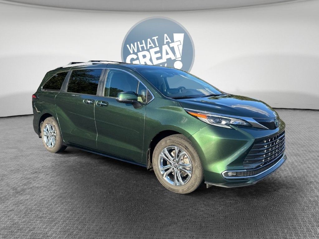 2024 Toyota Sienna Platinum 7 Passenger