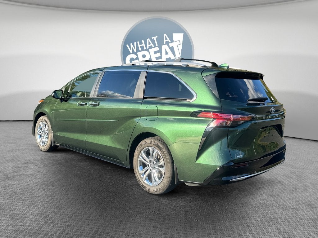 2024 Toyota Sienna Platinum 7 Passenger