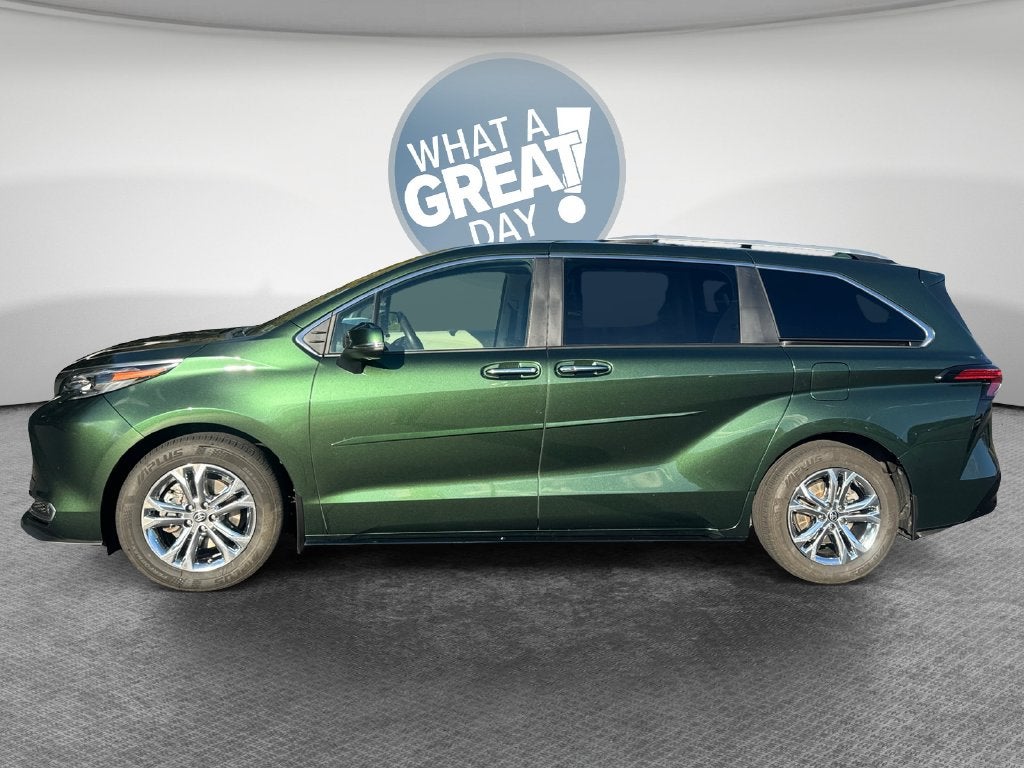 2024 Toyota Sienna Platinum 7 Passenger