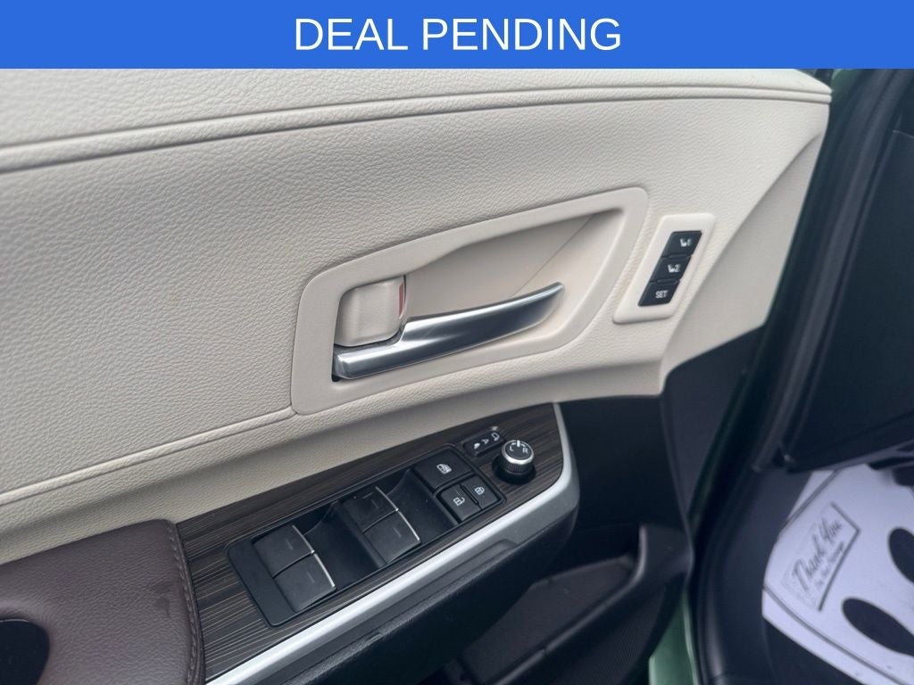 2023 Toyota Sienna Platinum 7 Passenger