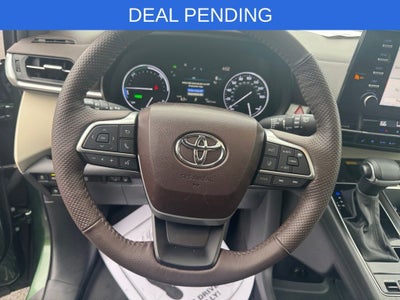2023 Toyota Sienna Platinum 7 Passenger