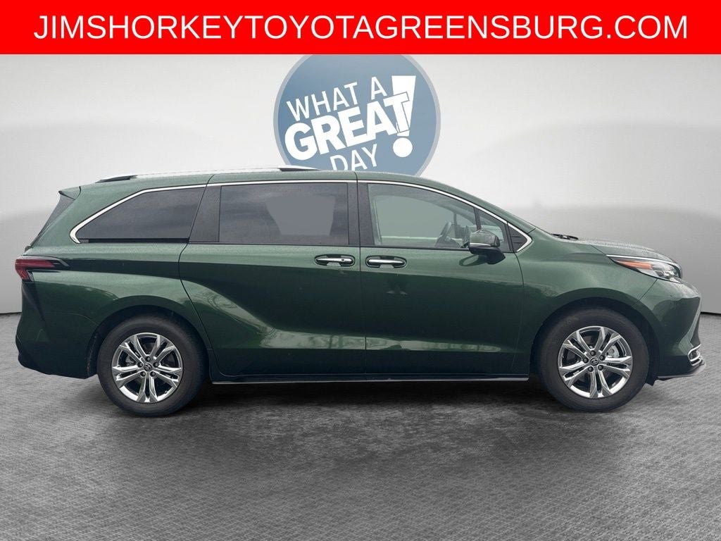 2023 Toyota Sienna Platinum 7 Passenger