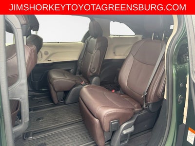 2023 Toyota Sienna Platinum 7 Passenger