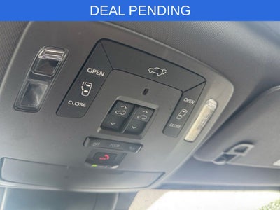 2023 Toyota Sienna Platinum 7 Passenger