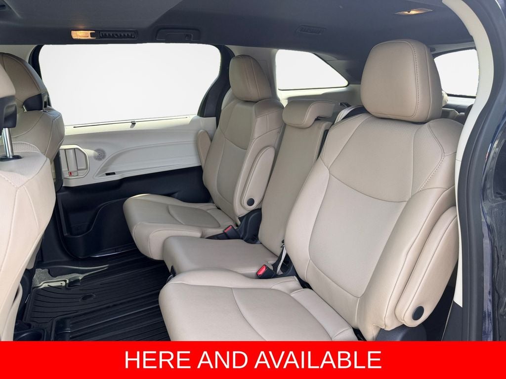 2023 Toyota Sienna XLE