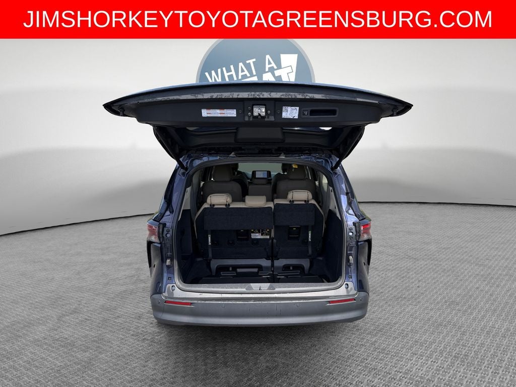 2023 Toyota Sienna XLE