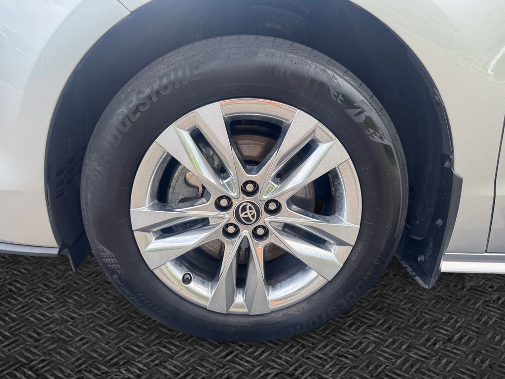 2025 Toyota Sienna XLE 7 Passenger