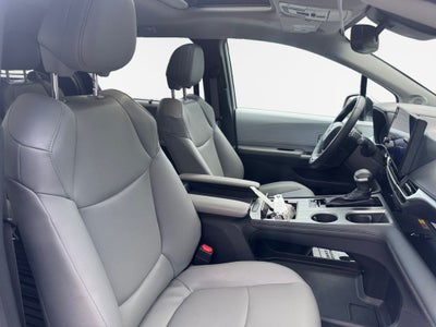 2025 Toyota Sienna XLE 7 Passenger