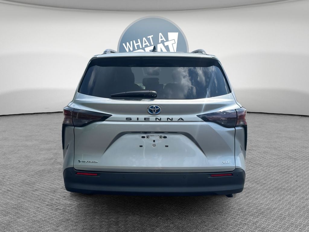 2025 Toyota Sienna XLE 7 Passenger