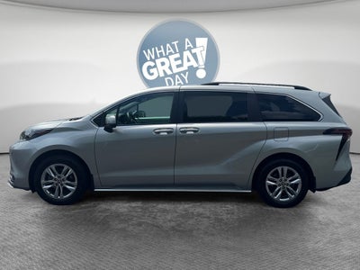 2025 Toyota Sienna XLE 7 Passenger