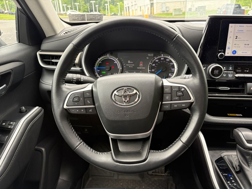 2023 Toyota Highlander Hybrid XLE