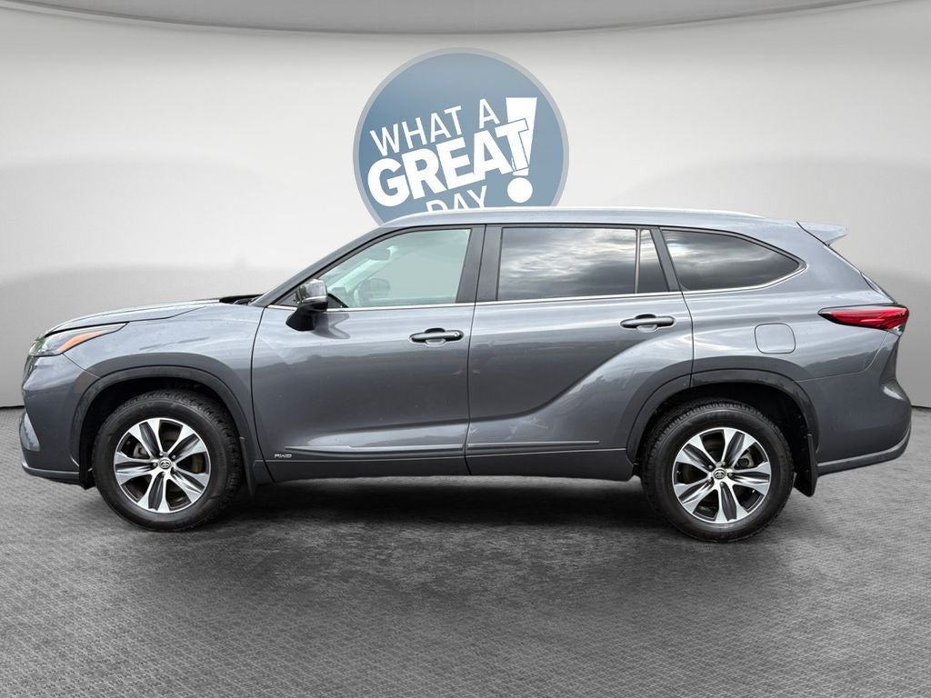 2023 Toyota Highlander Hybrid XLE