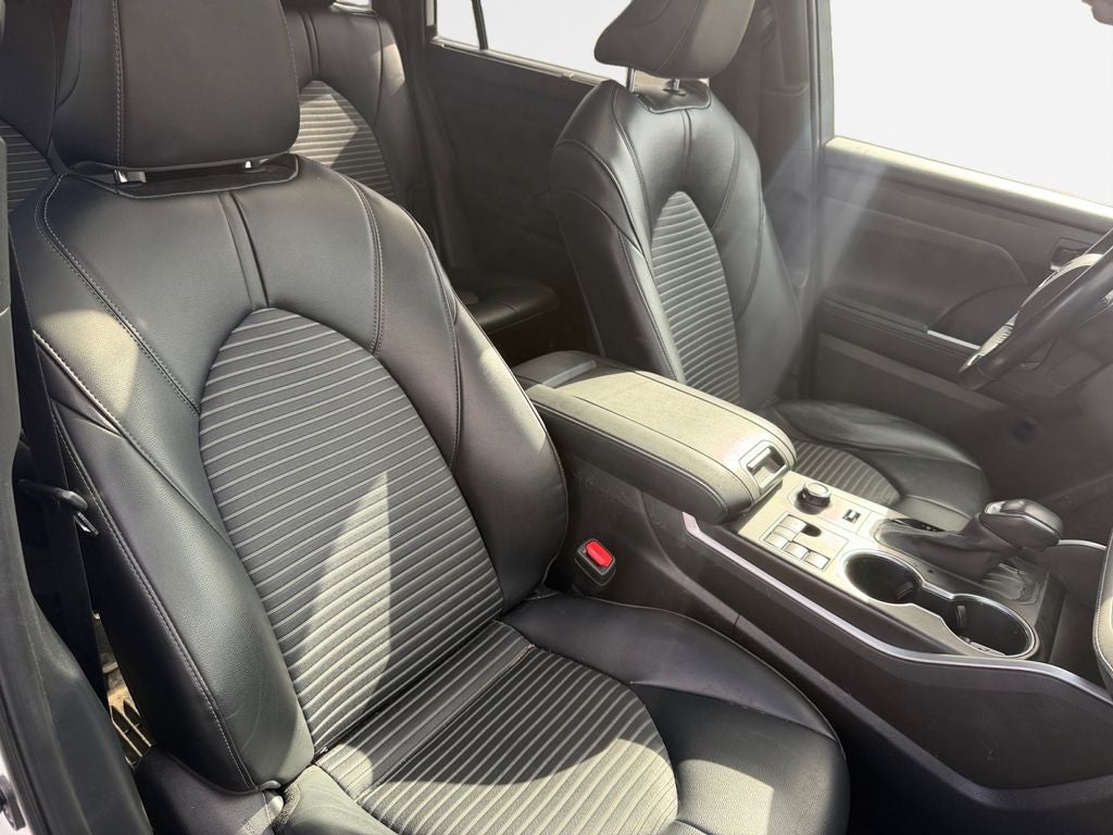 2023 Toyota Highlander XSE